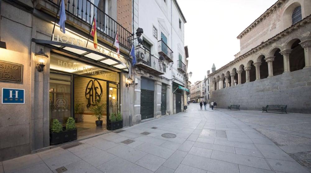 Real Segovia By Recordis Hotels Exterior photo