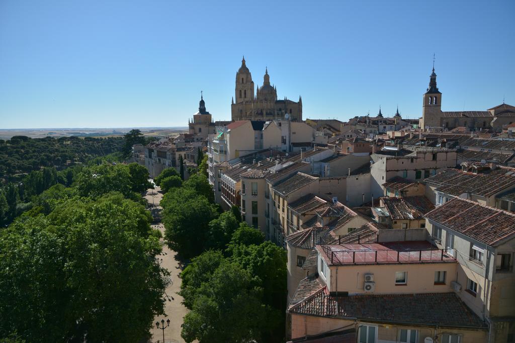 Real Segovia By Recordis Hotels Exterior photo