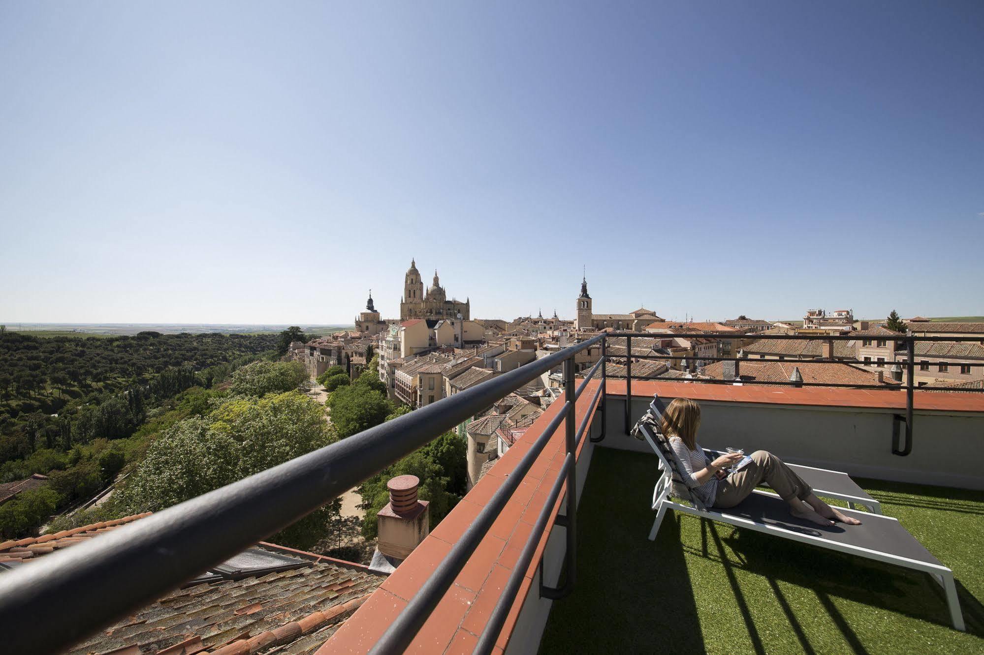 Real Segovia By Recordis Hotels Exterior photo